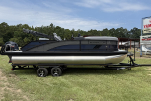 2026 Bennington 22MSB Swingback 22ft Tritoon Ocean Blue and Anthracite Gray